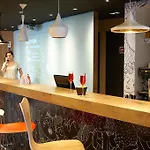 宜必思莱斯赫比尔斯酒店 3* 莱塞比耶