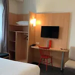 מלון Ibis לז הרבייה