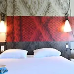 Ibis 3*