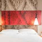 Ibis Hotel 3*