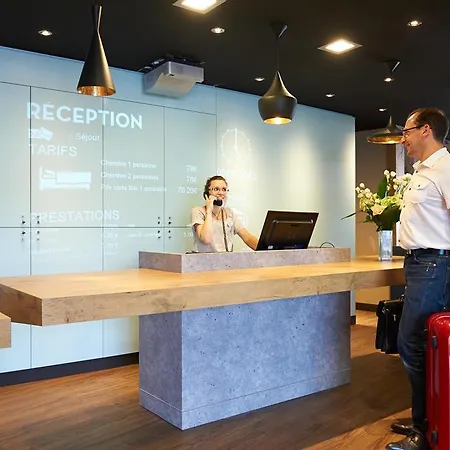Otel Ibis Les Herbiers