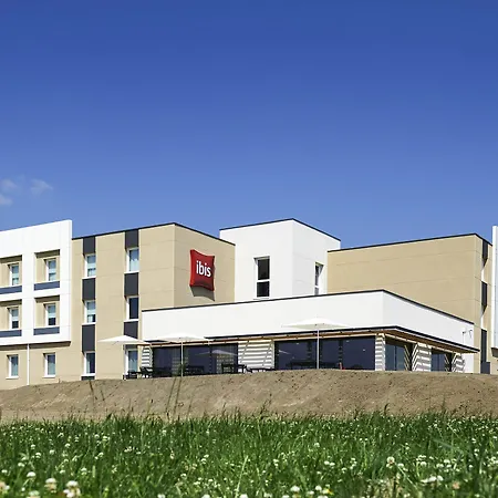 Ibis Отель Ле-Эрбье