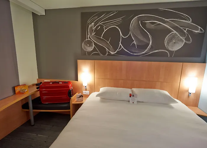 Hotel Ibis Les Herbiers